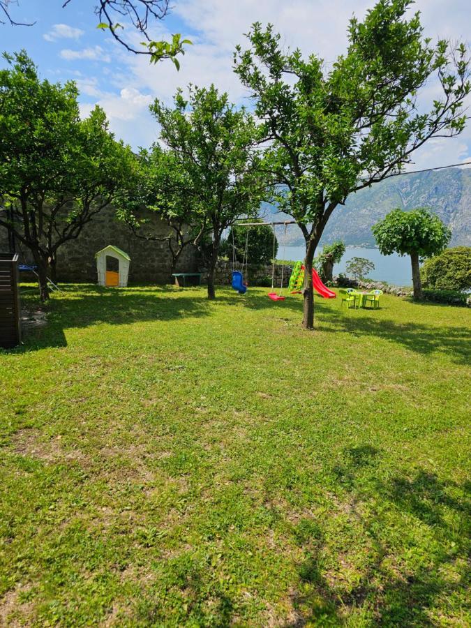 Apartments Popovic Kotor Exterior photo